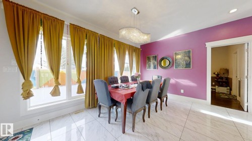 1273 Adamson Drive, Edmonton, AB - Indoor Photo Showing Dining Room