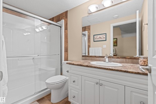 50 Willow Wood Lane, Stony Plain, AB - Indoor Photo Showing Bathroom