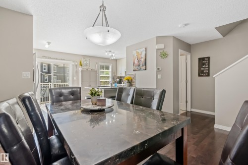 47 1140 Chappelle Blvd, Sw, Edmonton, AB - Indoor Photo Showing Dining Room