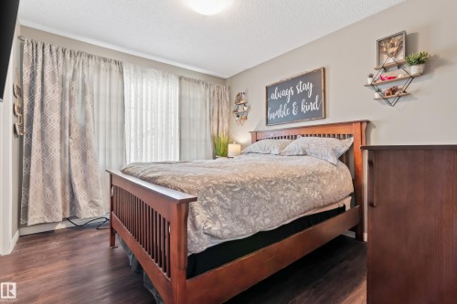 47 1140 Chappelle Blvd, Sw, Edmonton, AB - Indoor Photo Showing Bedroom