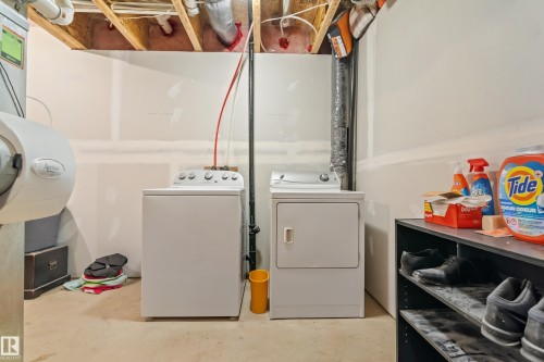 47 1140 Chappelle Blvd, Sw, Edmonton, AB - Indoor Photo Showing Laundry Room