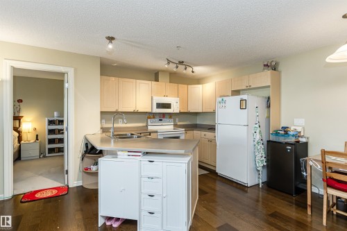314 4403 23 Street, Edmonton, AB - Indoor Photo Showing Kitchen With Double Sink