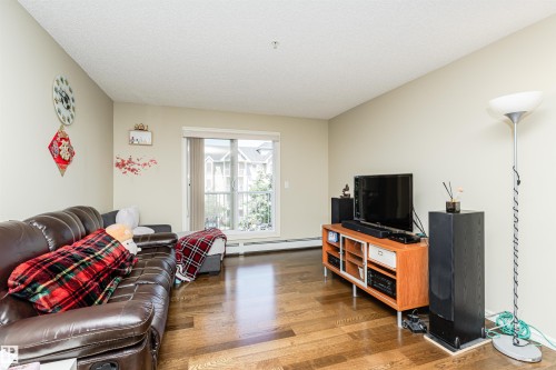 314 4403 23 Street, Edmonton, AB - Indoor Photo Showing Living Room