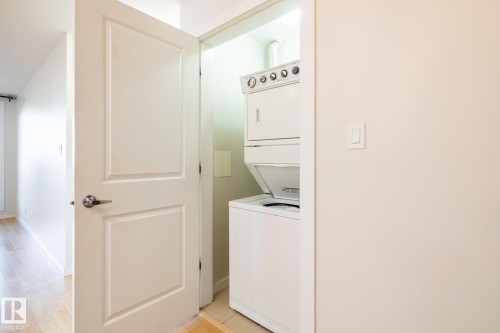 108 9523 160 Avenue, Edmonton, AB - Indoor Photo Showing Laundry Room