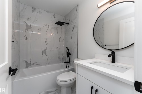 14217 32 Street, Edmonton, AB - Indoor Photo Showing Bathroom