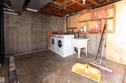 14217 32 Street, Edmonton, AB - Indoor Photo Showing Laundry Room