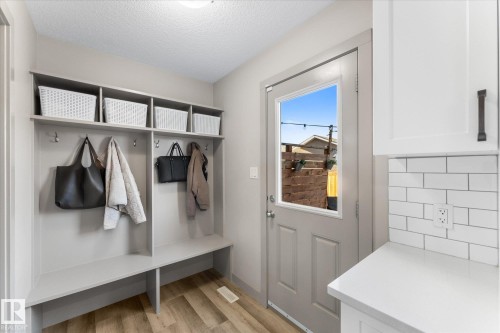 14 Hemingway Crescent, Spruce Grove, AB - Indoor Photo Showing Other Room