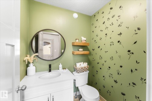 14 Hemingway Crescent, Spruce Grove, AB - Indoor Photo Showing Bathroom