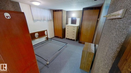 7004 93 Avenue, Edmonton, AB - Indoor Photo Showing Other Room