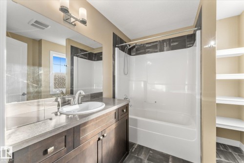 164 Sturtz Bend, Leduc, AB - Indoor Photo Showing Bathroom