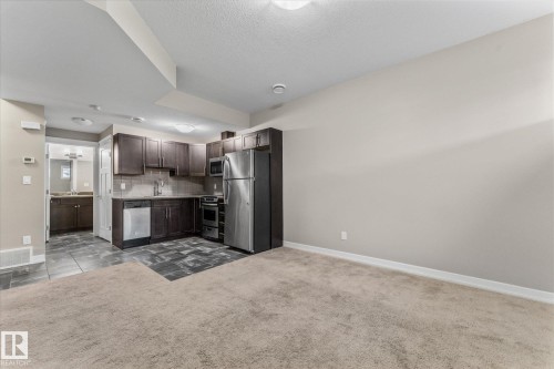164 Sturtz Bend, Leduc, AB - Indoor Photo Showing Kitchen
