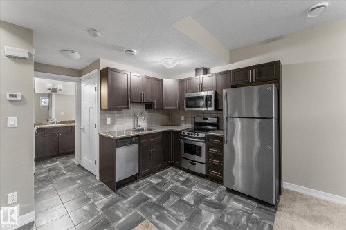 164 Sturtz Bend, Leduc, AB - Indoor Photo Showing Kitchen