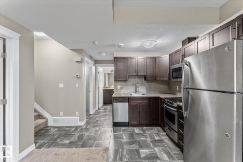 164 Sturtz Bend, Leduc, AB - Indoor Photo Showing Kitchen