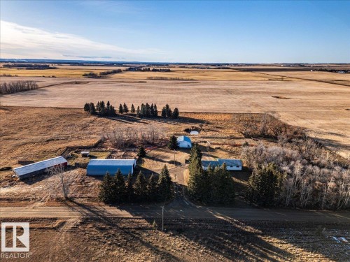 453058 RGE ROAD 270  Rural Wetaskiwin County, AB T0C 1H0