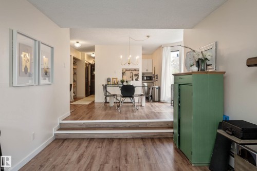 201 10743 107 Street, Edmonton, AB - Indoor