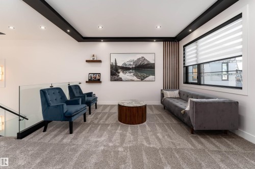 16511 8 Street, Edmonton, AB - Indoor