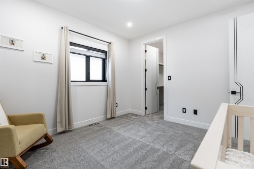 16511 8 Street, Edmonton, AB - Indoor Photo Showing Other Room