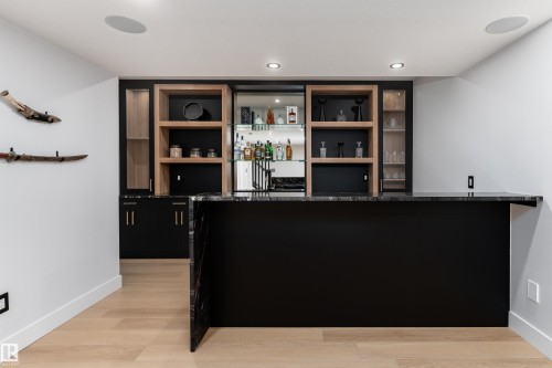 16511 8 Street, Edmonton, AB - Indoor Photo Showing Other Room