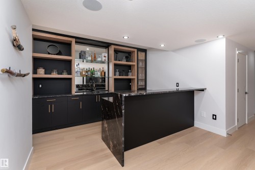 16511 8 Street, Edmonton, AB - Indoor Photo Showing Other Room