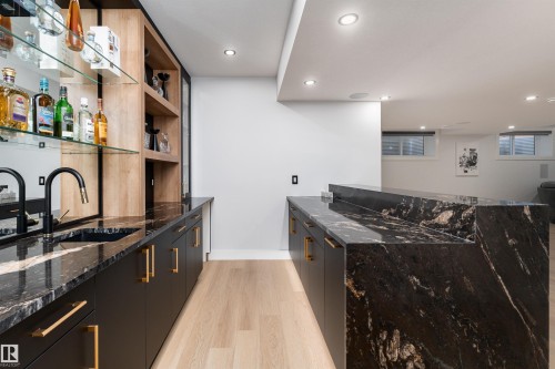 16511 8 Street, Edmonton, AB - Indoor Photo Showing Kitchen With Upgraded Kitchen