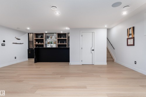 16511 8 Street, Edmonton, AB - Indoor Photo Showing Other Room