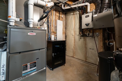 16511 8 Street, Edmonton, AB - Indoor Photo Showing Basement