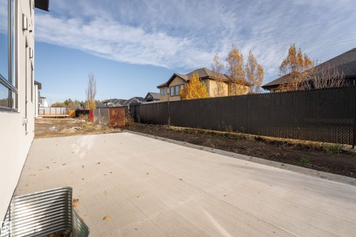 16511 8 Street, Edmonton, AB - Outdoor