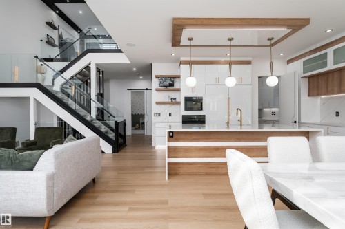 16511 8 Street, Edmonton, AB - Indoor