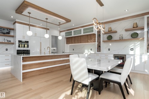 16511 8 Street, Edmonton, AB - Indoor Photo Showing Dining Room