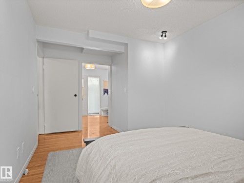 10956 164 Street, Edmonton, AB - Indoor Photo Showing Bedroom