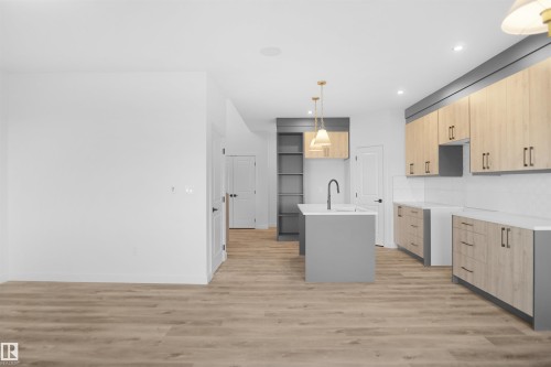 14 Axelwood Crescent, Spruce Grove, AB - Indoor Photo Showing Kitchen