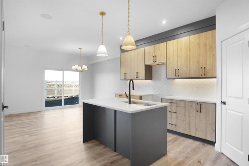 12 Axelwood Crescent, Spruce Grove, AB - Indoor Photo Showing Kitchen
