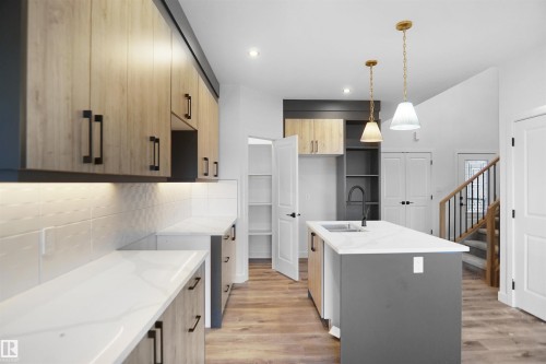 12 Axelwood Crescent, Spruce Grove, AB - Indoor Photo Showing Kitchen