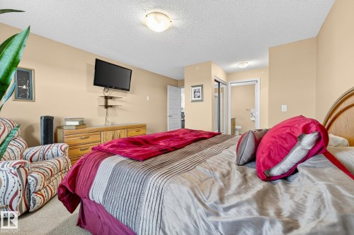 402 6070 Schonsee Way, Edmonton, AB - Indoor Photo Showing Bedroom