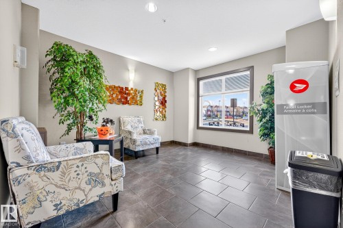 402 6070 Schonsee Way, Edmonton, AB - Indoor