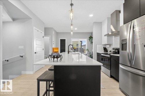 12 6214 Cartmell Court, Edmonton, AB - Indoor Photo Showing Kitchen With Stainless Steel Kitchen With Upgraded Kitchen