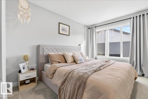 12 6214 Cartmell Court, Edmonton, AB - Indoor Photo Showing Bedroom