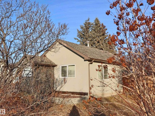 4604 54 Ave, Barrhead, AB - Outdoor