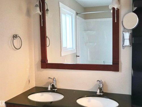 4604 54 Ave, Barrhead, AB - Indoor Photo Showing Bathroom