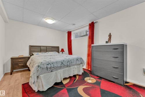 53 14603 Miller Boulevard, Edmonton, AB - Indoor Photo Showing Bedroom