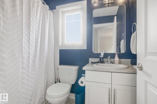 11903 51 Street, Edmonton, AB - Indoor Photo Showing Bathroom
