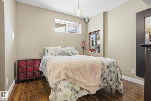 11903 51 Street, Edmonton, AB - Indoor Photo Showing Bedroom