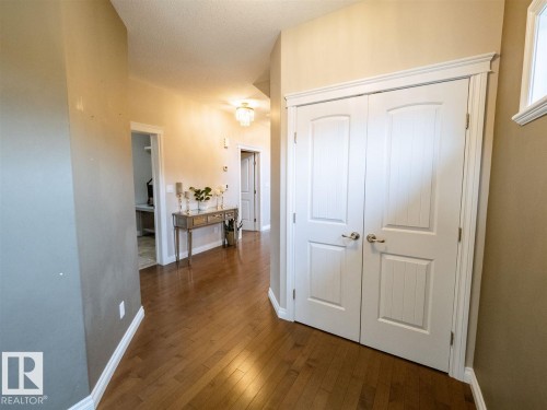 1618 Wates Close, Edmonton, AB - Indoor Photo Showing Other Room