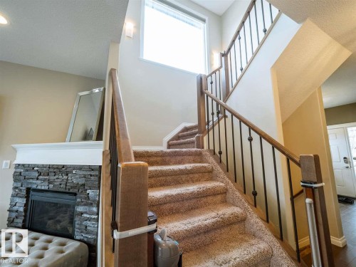 1618 Wates Close, Edmonton, AB - Indoor Photo Showing Other Room