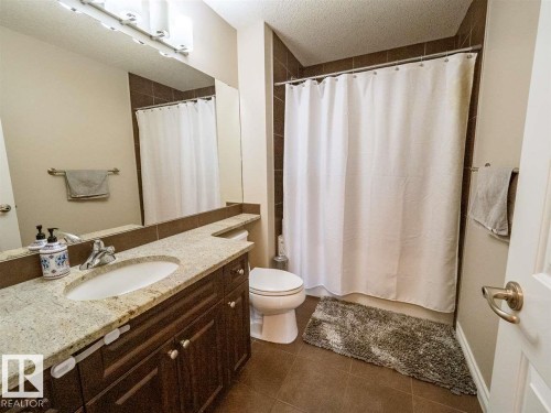 1618 Wates Close, Edmonton, AB - Indoor Photo Showing Bathroom