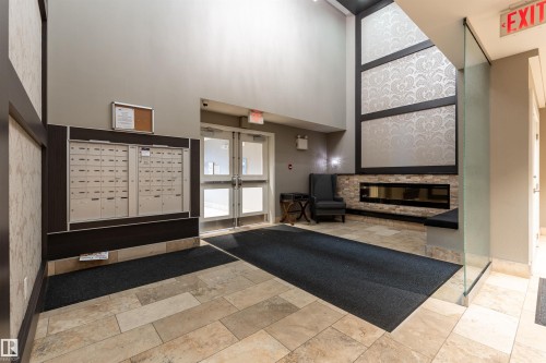 204 11710 87 Avenue, Edmonton, AB - Indoor Photo Showing Other Room