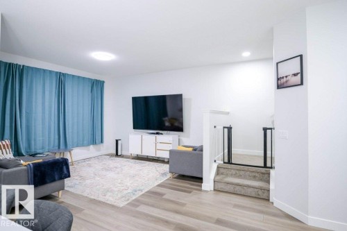 129 Paisley Gate Gate, Edmonton, AB - Indoor