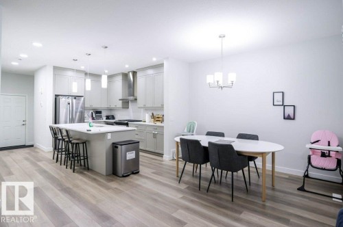 129 Paisley Gate Gate, Edmonton, AB - Indoor