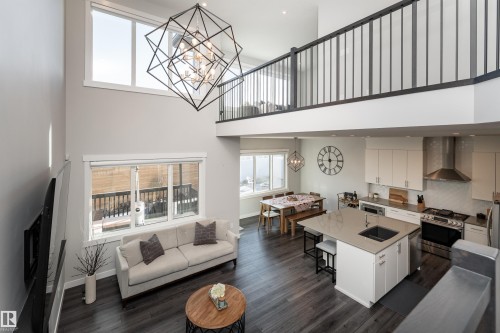 17713 73A Street, Edmonton, AB - Indoor