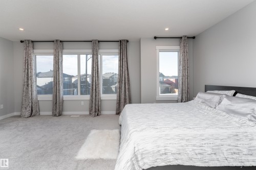 17713 73A Street, Edmonton, AB - Indoor Photo Showing Bedroom
